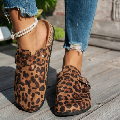Mules Animal Print con Hebilla